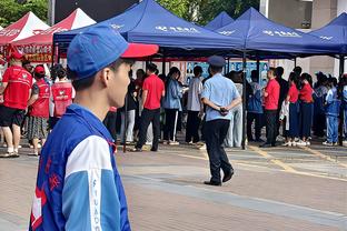 韩国将在亚洲杯半决赛对阵约旦，巴黎官方社媒晒李刚仁照片